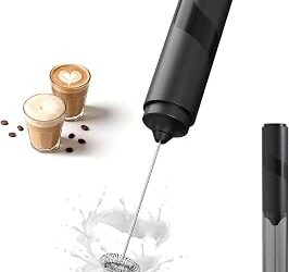 How to Use a Handheld Milk Frother for Lattes
